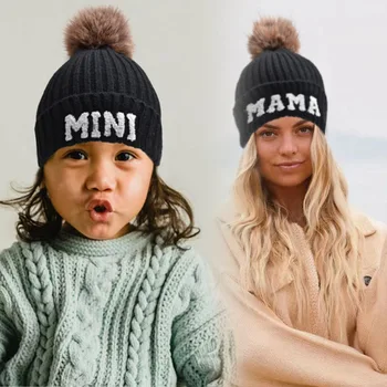 Зимна вязаная шапка с помпоном за родители и деца, топли шапки за мама и бебе, качулка