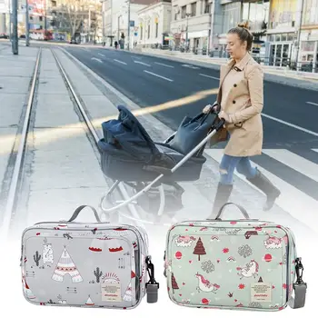 Чанта за количка за памперси, чанта за памперси за деца, отвор за извличане на хартия, Дизайнерски лека чанта за пелени с пагон и на една кука