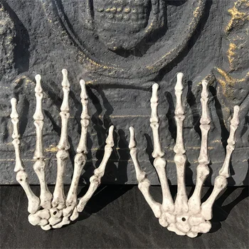 1 чифт Костяных ръце, Ужасни Пластмасови фалшиви ръцете на Хелоуин, Страховито предмети за украса на Дома с Духове