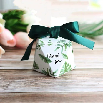 50шт Европейските зелени листа, кутии с шоколадови бонбони с фламинго, сладки цветя, сватбени сувенири, подарък кутия 