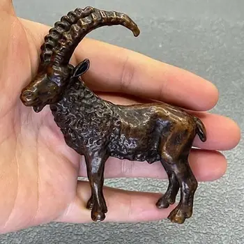 Бронзовата колекция от статуи на антилопи, декоративна статуя на животно
